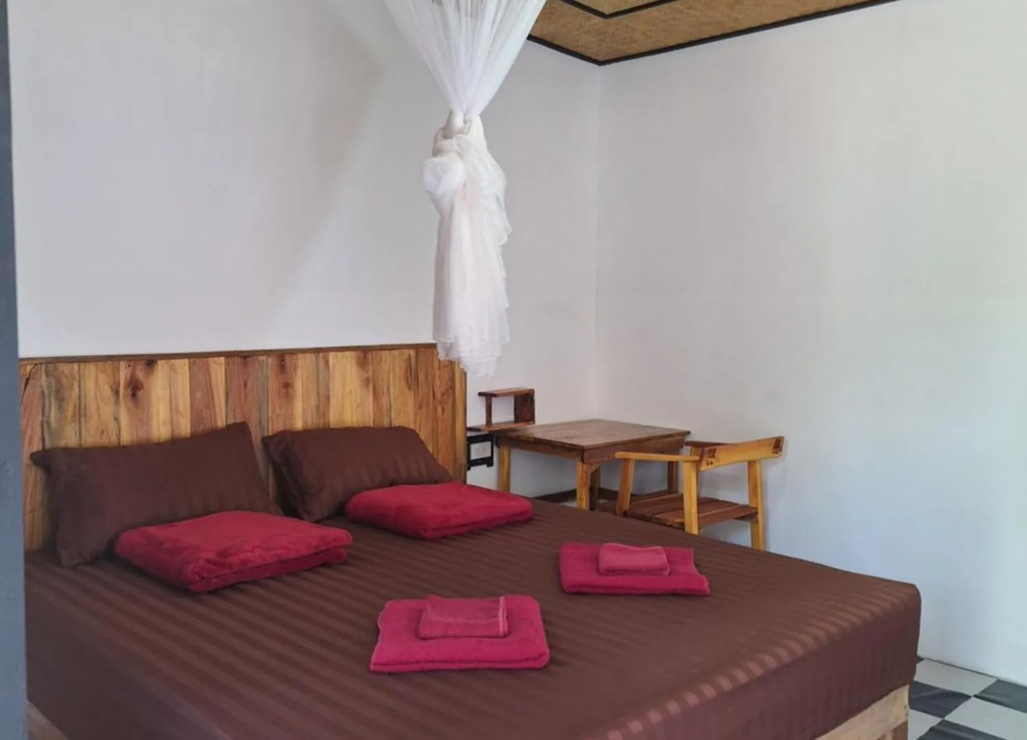 Lanta Happy House Otel Ko Lanta Tayland